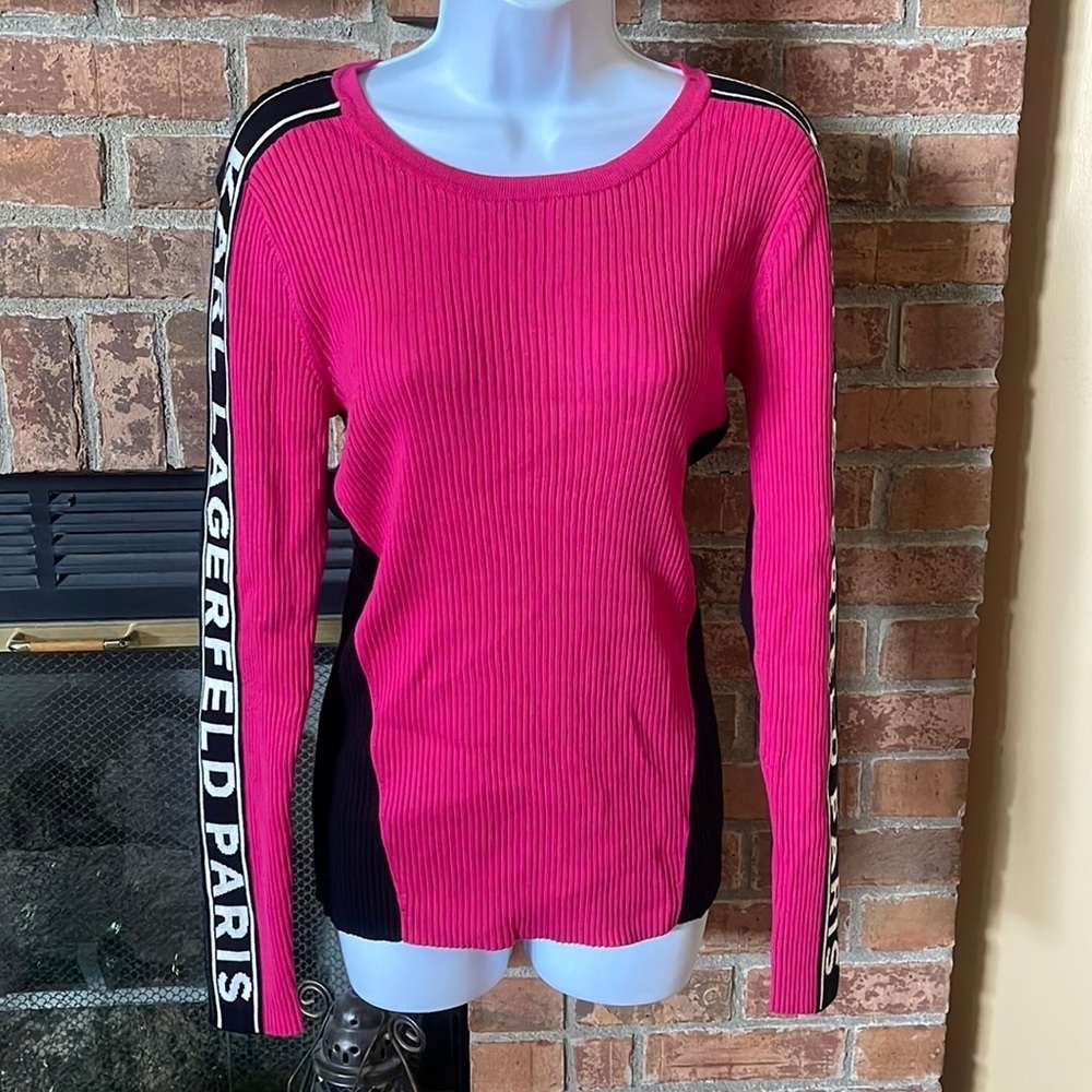 NWT Karl Lagerfeld Paris Logo Sleeve Raspberry Pink Core Sweater L1TSS785